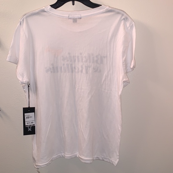 ⭐️✅WildFox Bikini’s and Bellinis t shirt - Picture 4 of 8